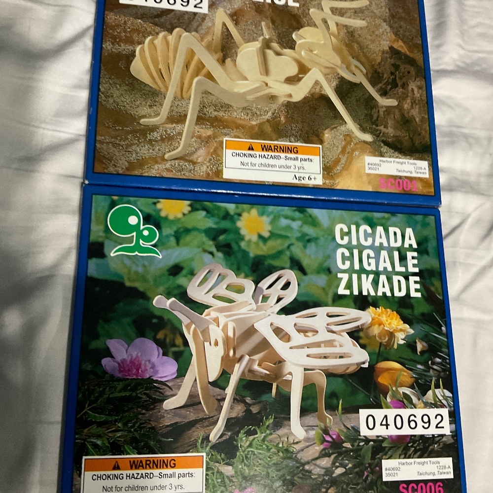 2 - 3D wooden puzzles insects.  K07